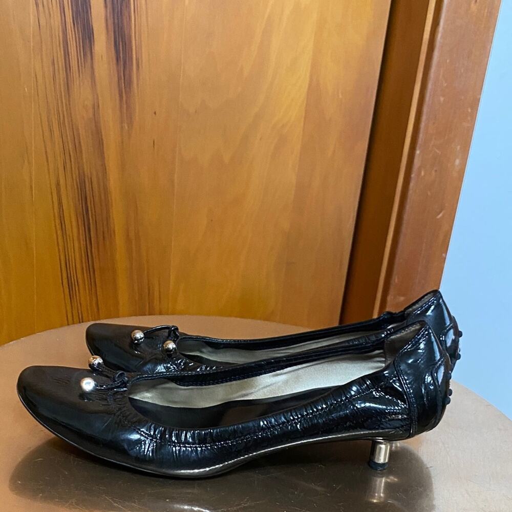 Tod's Black Patent Leather Flats Kitten Heel Tassel Silver Balls w/ Dust Bag - Picture 8 of 13